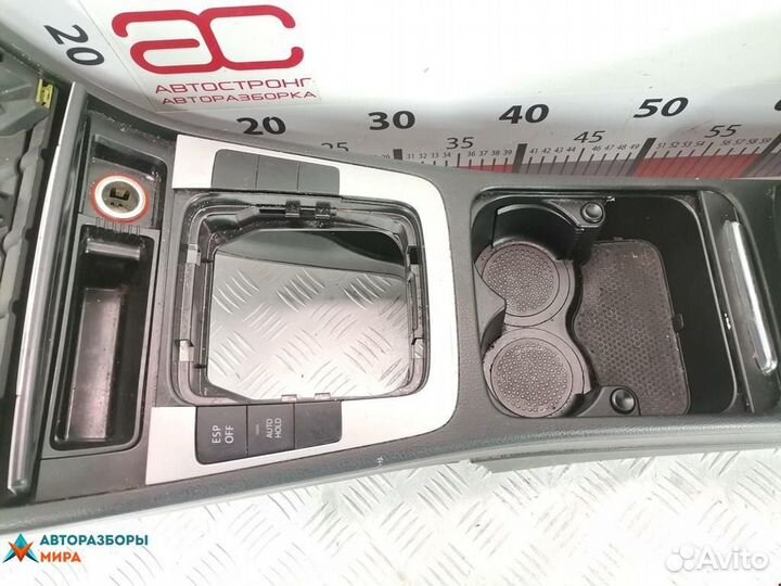 Подлокотник Volkswagen Passat B6 2008 3C2863241CC