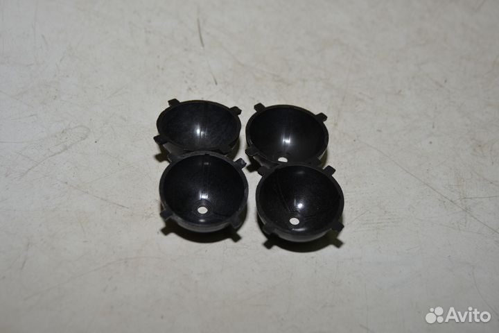 Вкладыш шкворня УАЗ-3160 4 усика пластик (из 4-х)