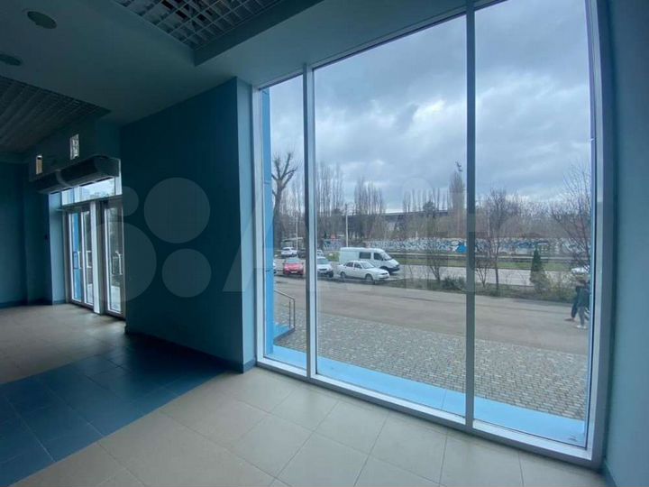 Сдам торговое помещение, 1100 м²