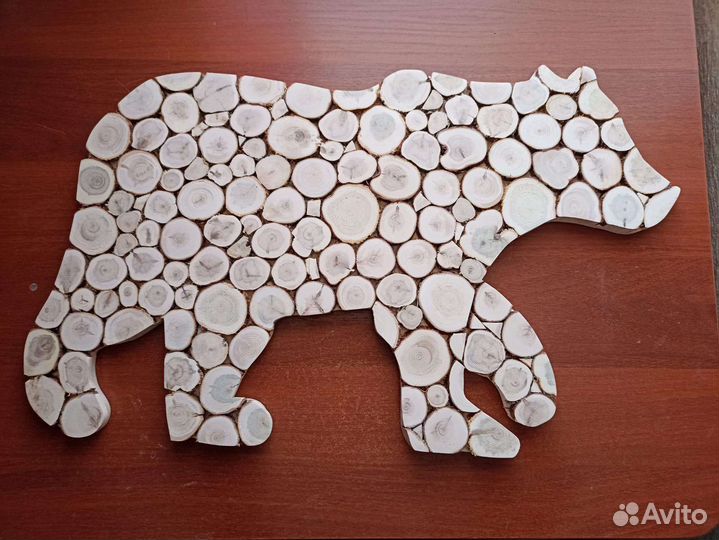 Панно из можжевельника мишка