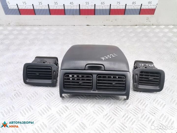 Дефлектор обдува салона Subaru Impreza