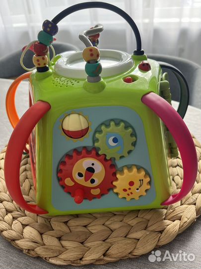 Развивающие игрушки