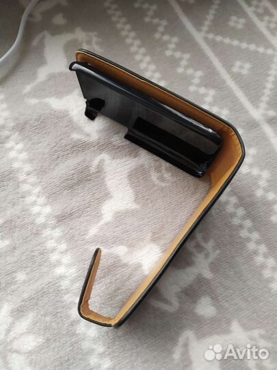 Чехол книжка на iPhone 3g (новый)