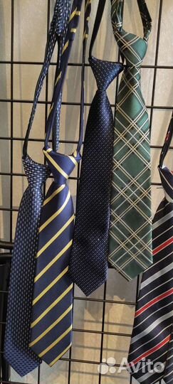 Галстук на молнии на мальчика