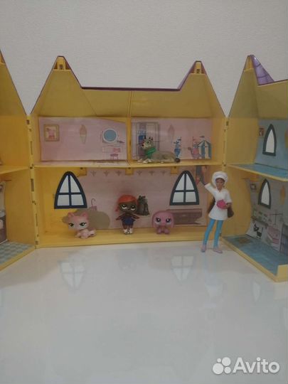 Замок игрушка