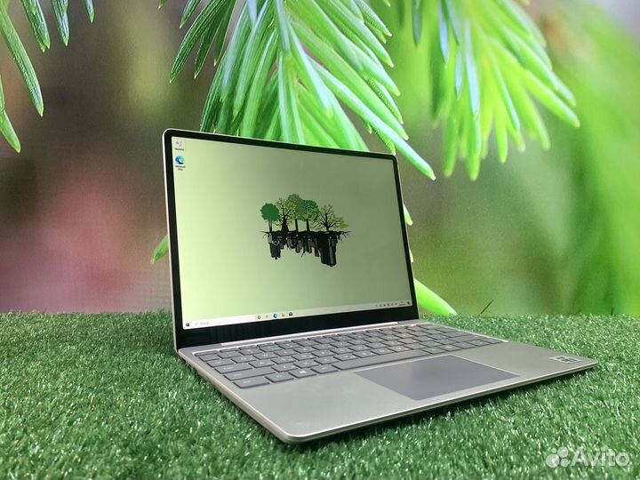 Стильный ультрабук Microsoft на Intel Core i5
