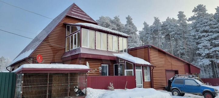 Дом 194 м² на участке 7 сот.