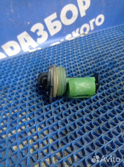 Датчик уровня бачка омывателя Cadillac Cts 1 седан