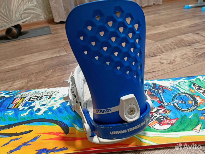 Крепления для сноуборда Union strata