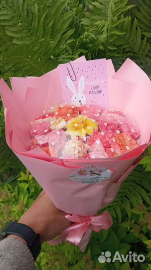 Букеты из шоколадных цветов