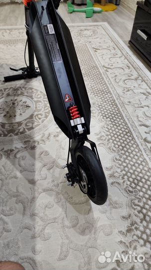 Продаю самокат