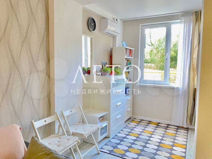 1-к. квартира, 42 м², 2/5 эт.