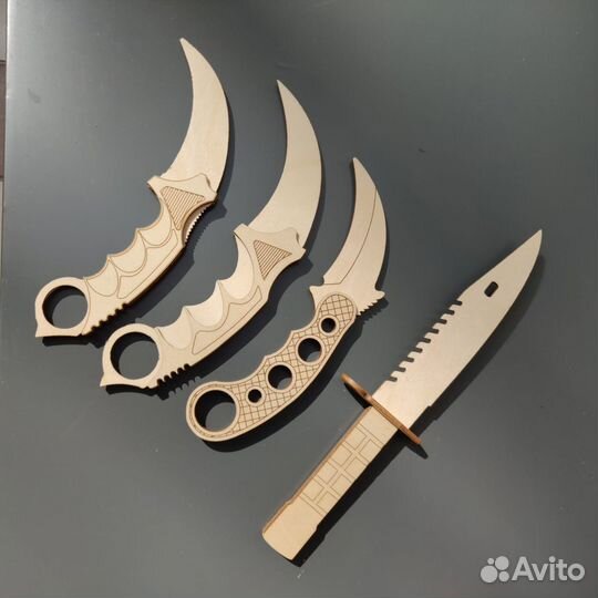 Нож деревянный керамбит