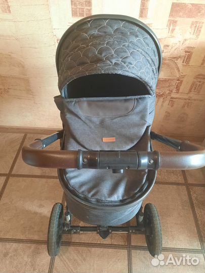 Коляска 2 в 1 LuxMom