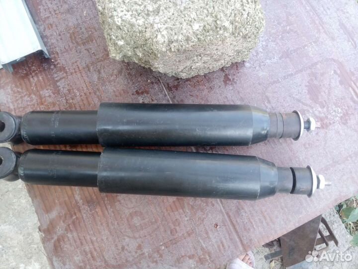 Задние амортизаторы волга