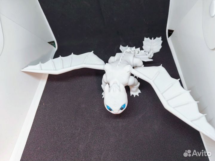 Беззубик и Дневная Фурия Подвидвижные 3D игрушки