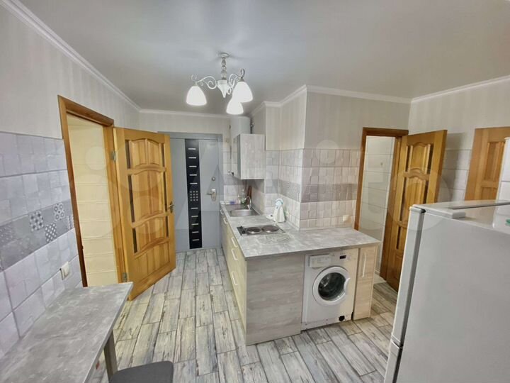 2-к. квартира, 53 м², 1/5 эт.