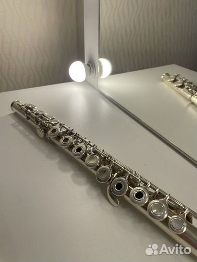 Флейта yamaha 261 Япония Established in 1887