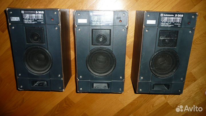 Усилитель Проигрыватель пластинок Колонки