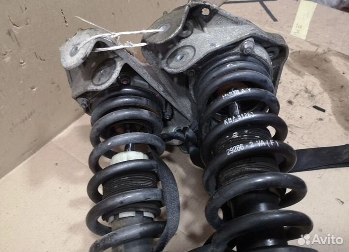 Стойки передние porshe cayenne 2008 год