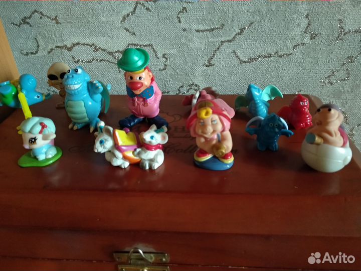 Игрушки из киндера. Разные