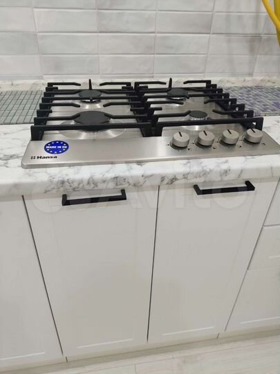 2-к. квартира, 58 м², 1/10 эт.