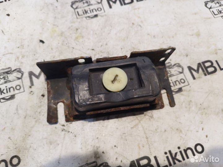 Поддомкратник передний правый Mercedes Gl X164