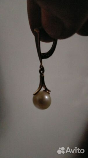 Золотые серьги с жемчугом и бриллиантами