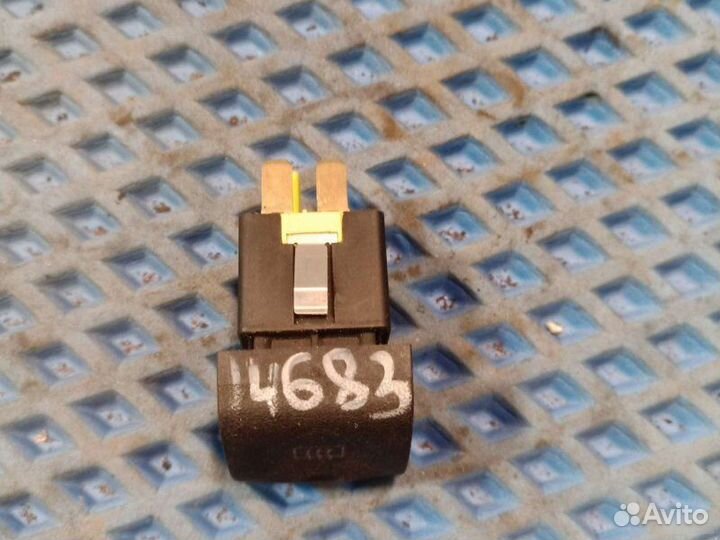 Кнопка подогрева стекла задняя Opel Vectra B