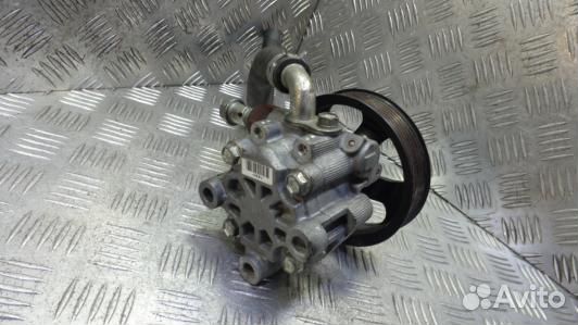 Насос гу бензиновый toyota tacoma (5MF10DH01)