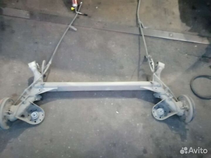 Балка задний KIA Rio 3