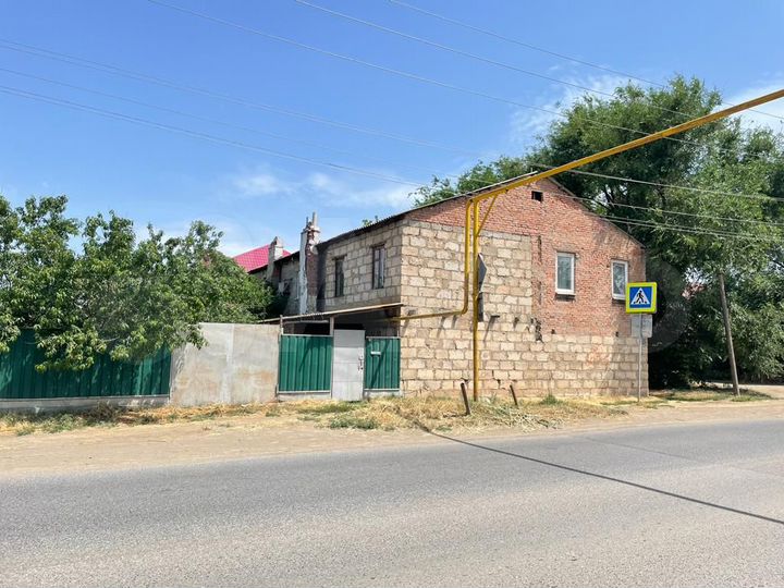 Дом 177,8 м² на участке 4 сот.