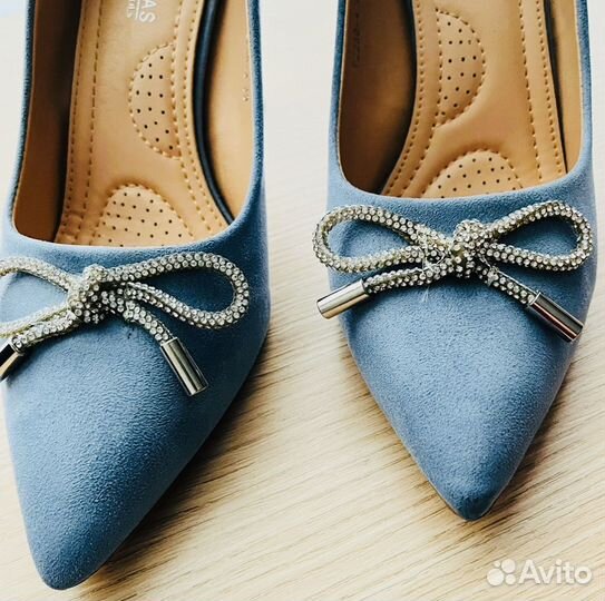Туфли женские 39 размер на оригинальном каблуке