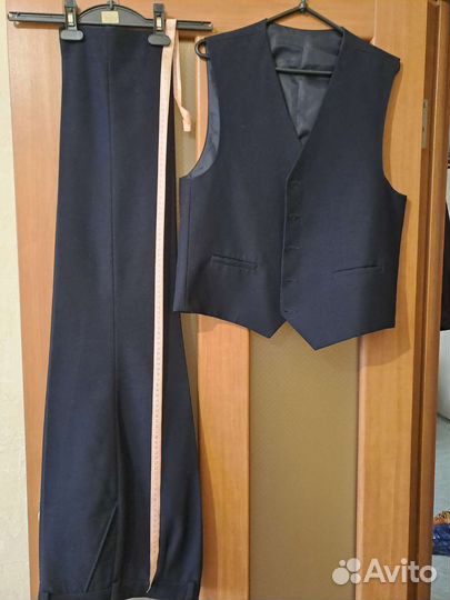 Комплект : брюки и жилет 