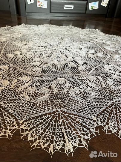 Скатерть круглая вязаная