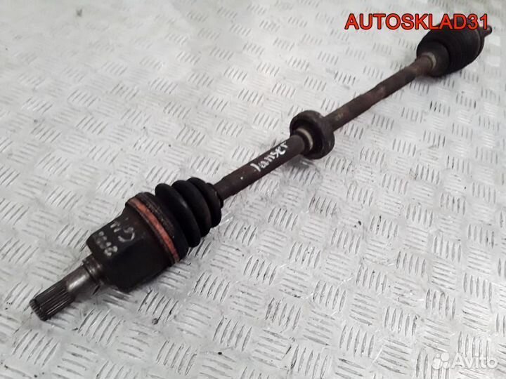 Привод передний правый Mitsubishi Lancer C6 4G13