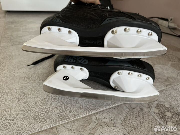 Коньки мужские 40 размер