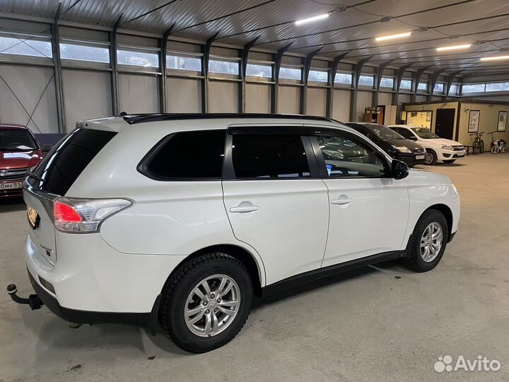 Mitsubishi Outlander 2.4 CVT, 2013, 199 000 км