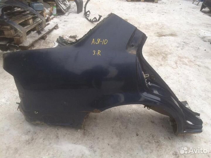 Крыло заднее R toyota corolla AE110