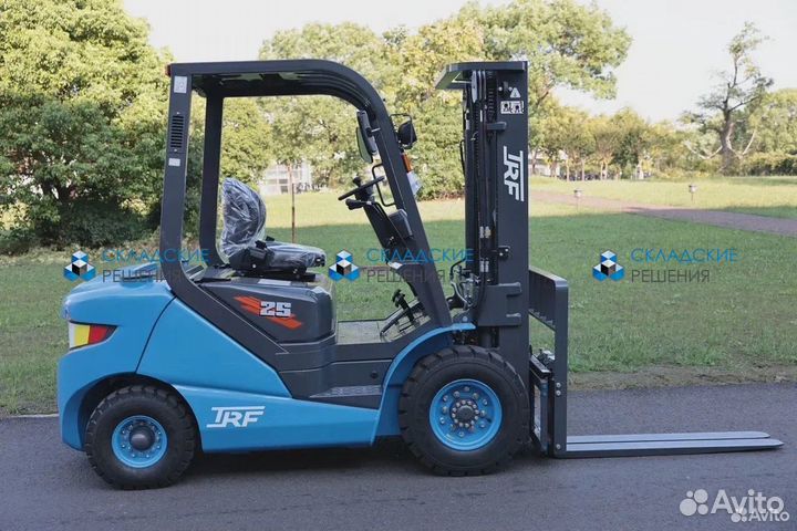 Вилочный погрузчик TRF D25-3Х