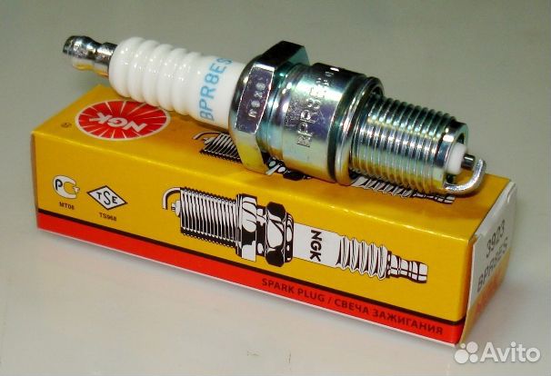 Свеча зажигания NGK BPR8ES