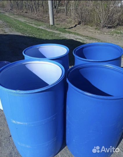 Бочки пластиковые бу 227 литров