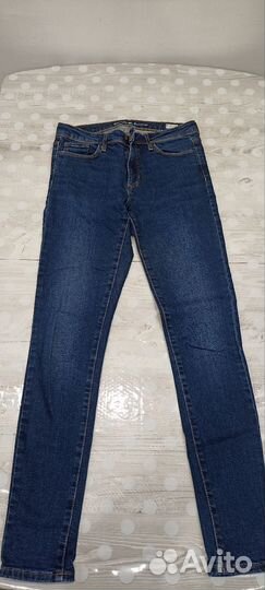 Джинсы