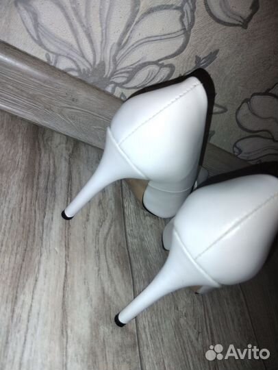 Туфли женские