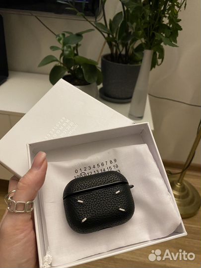 Maison margiela кейс AirPods pro