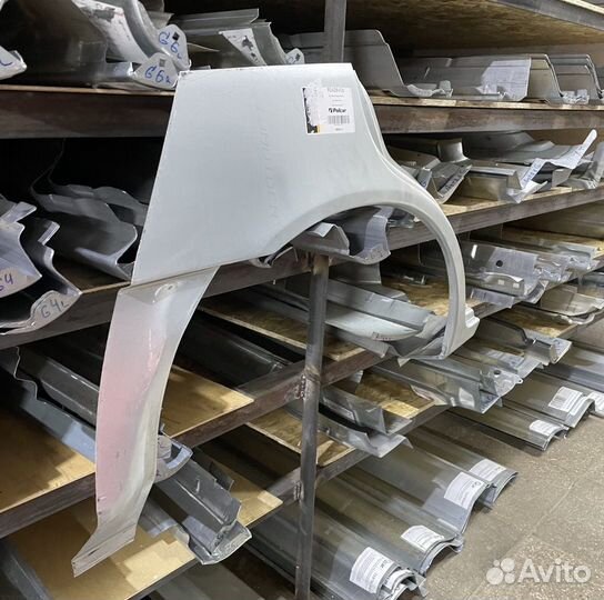 Арка правая Volvo S40 V40 1995-2004 (Polcar)