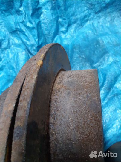 Диск тормозной задний Митсубиси. Контракт