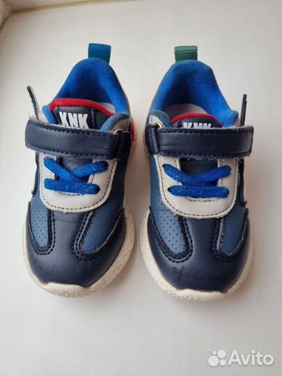 Кроссовки для мальчика 23