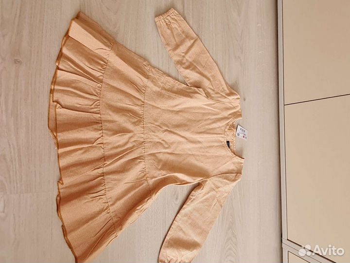 Платье reserved для девочки рост 100