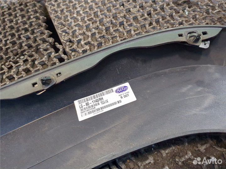 Молдинг крыла Jeep Commander, 2006